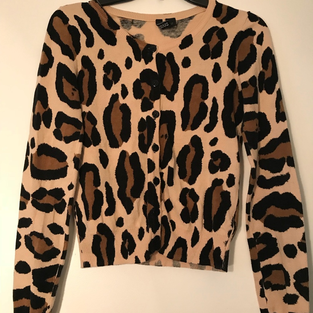 H&M LEOPARD PRINT CARDIGAN